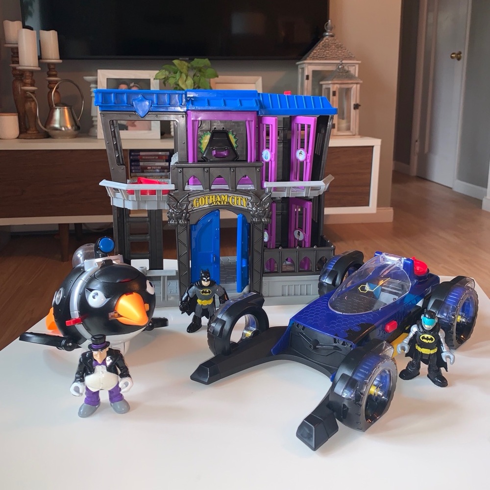 imaginext Batman Transforming Batmobile